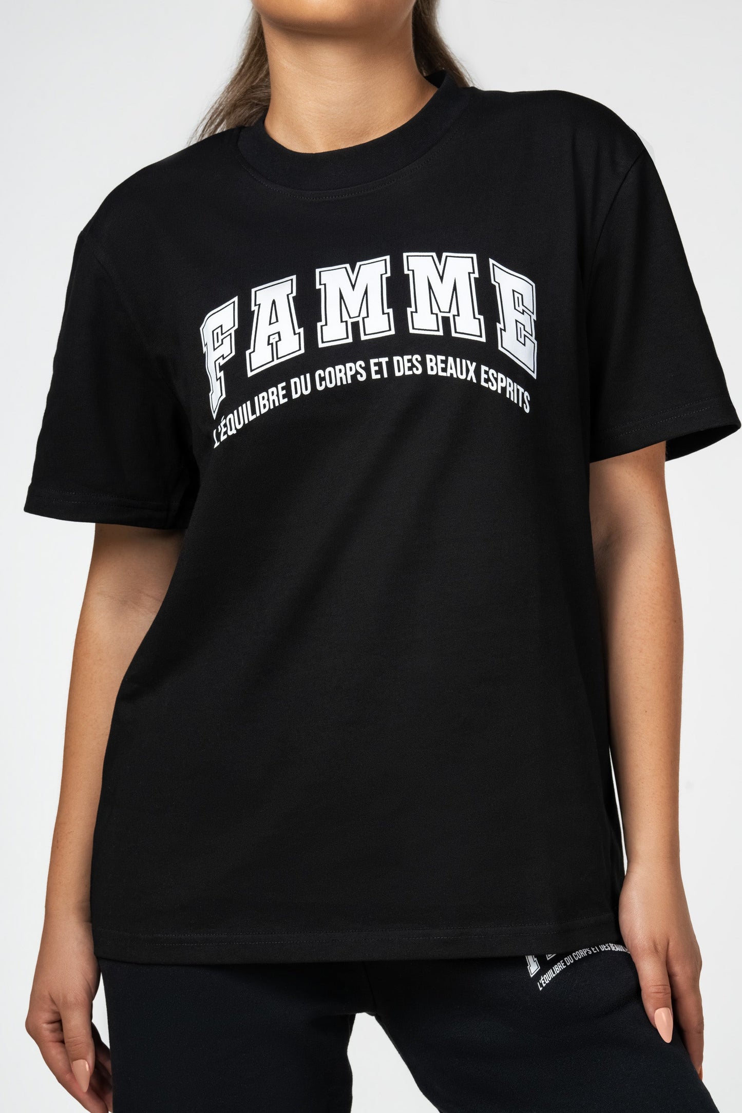 Oversized T-Shirt - Black - for kvinde - FAMME - Toppe