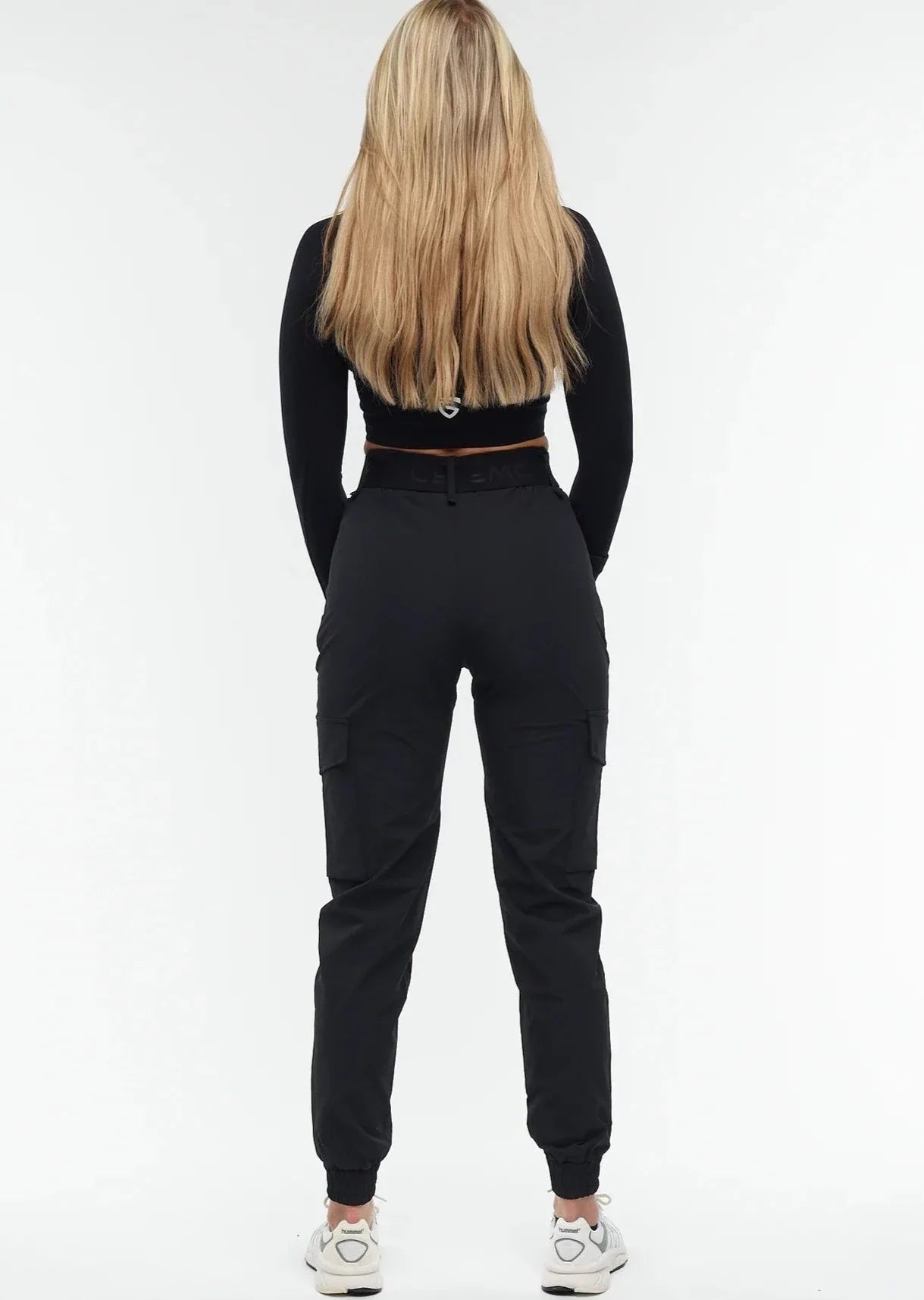 Embrace Cargo Pants - Black - for kvinde - EMBRACE - Bukser