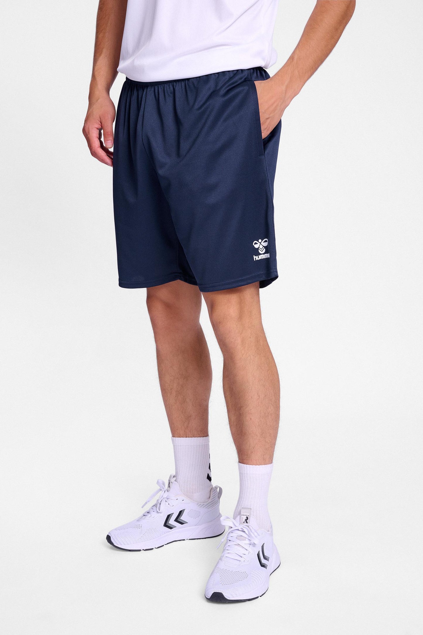 HUMMEL - Hmlessential Training Shorts - Marine