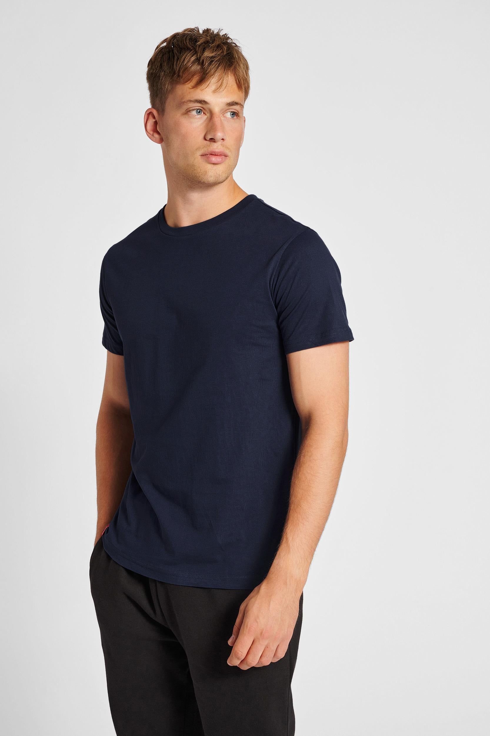 HUMMEL - Hmlred Basic T-shirt S/s - Marine