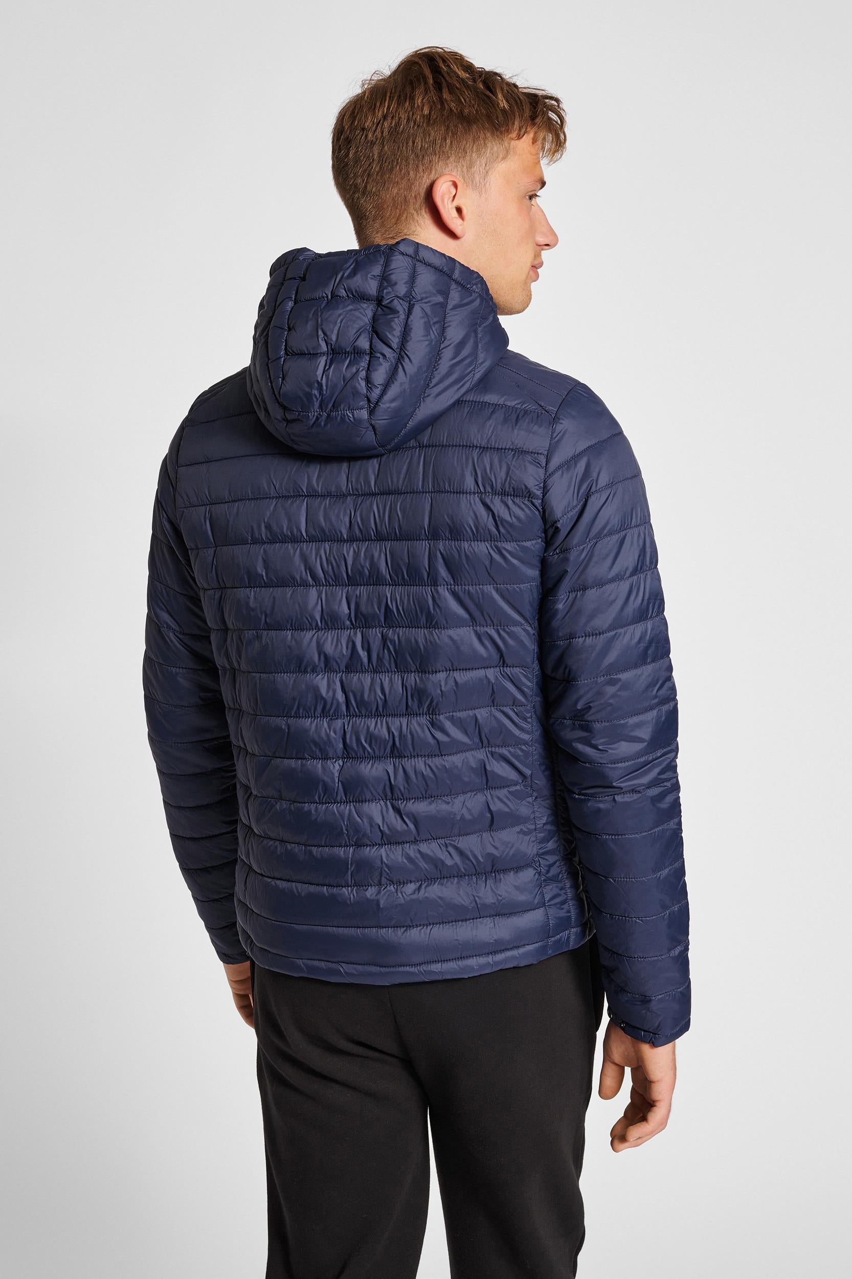 HUMMEL - Hmlred Quilted Hood Jacket - Marine